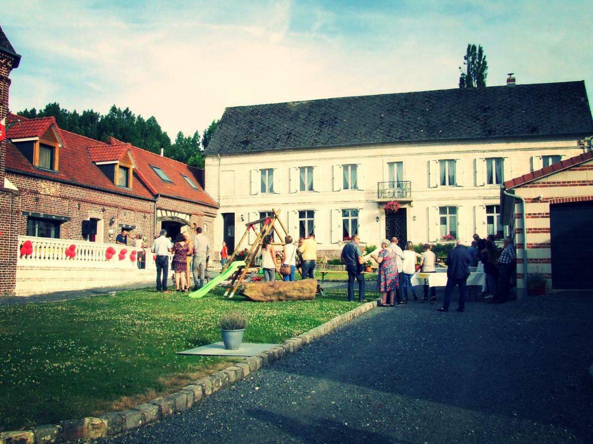 - De La Tourelle De 2 à 9 Personnes Hébergement de vacances *